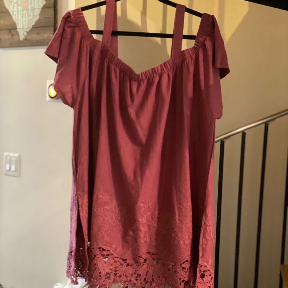 New Lane Bryant Cold Shoulder Burgundy Top